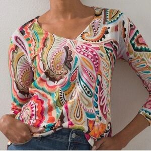 Chico's Women's Size 1(M) Paisley Floral Print V Neck Pullover
Sweater Top